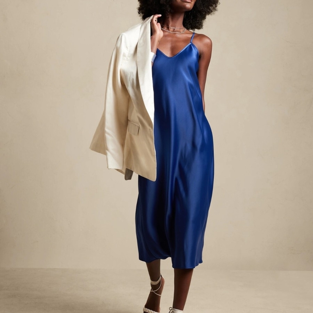 Banana Republic Lazuli Blue V Neck Midi Dress